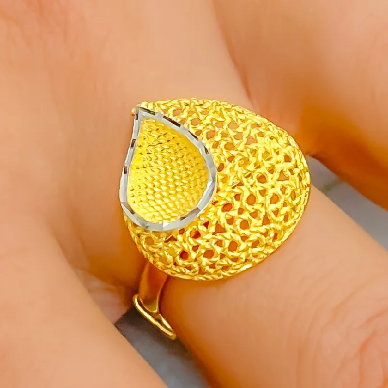 Iconic Mesh 22k Gold Semi Statement Ring