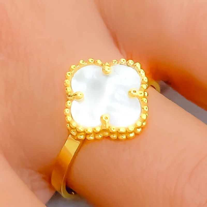 Glistening Posh 21K Gold Ring - Size 8