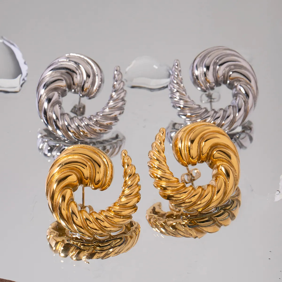 1 Pair Ig Style Streetwear Horns Plating Stainless Steel 18k Gold Plated Ear Studs