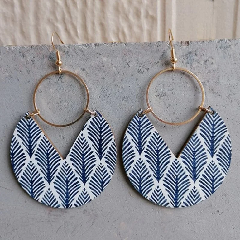 Vintage Style Earrings-Geometric Pattern Circle Wood Earrings