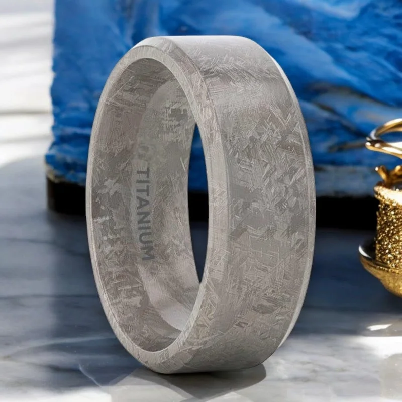 ASTRAIOS | Titanium Ring, Meteorite Pattern, Beveled