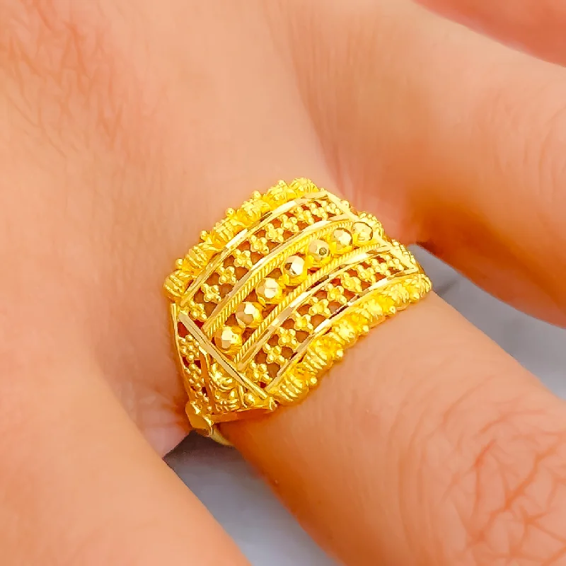 Fashionable Refined 22K Gold Ring