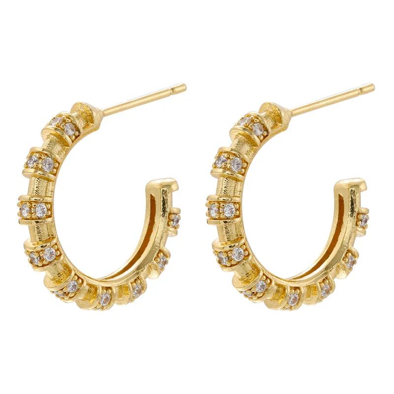 Golden White Diamond 1 Pair