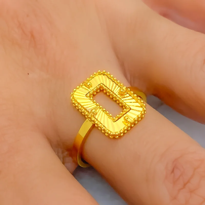 Iconic Distinct 21k Gold Ring