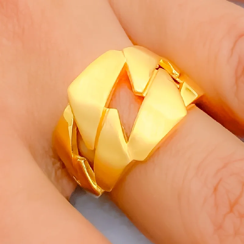 Refined Jazzy 22k Gold Ring