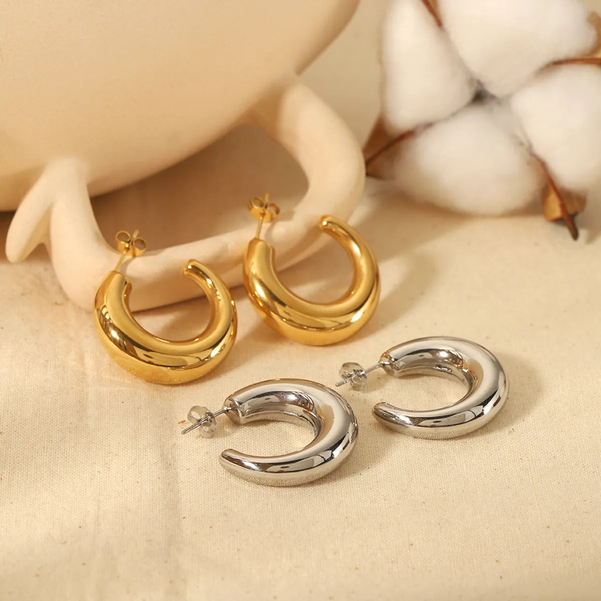 1 Pair Simple Style C Shape Polishing Plating Stainless Steel 18k Gold Plated Ear Studs