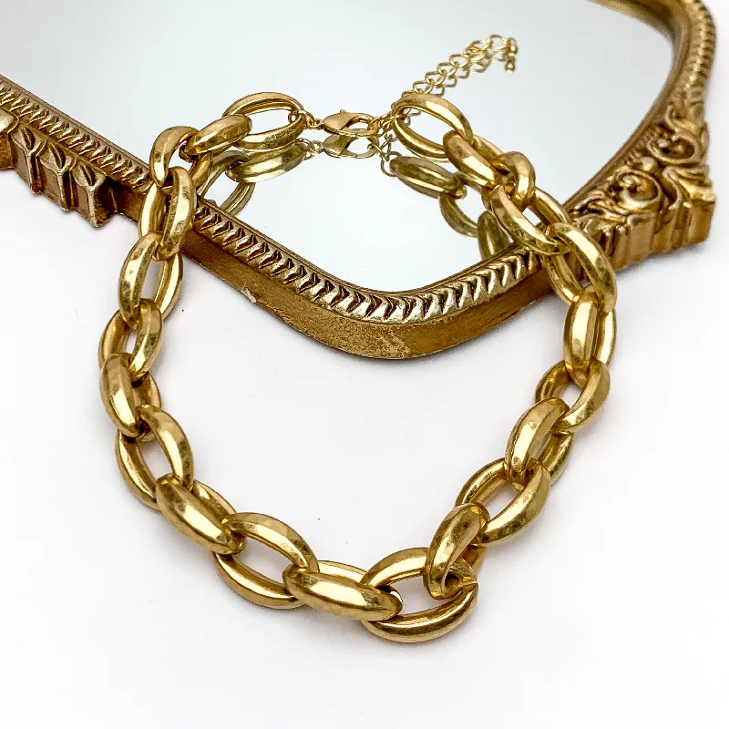 Cute and Classy Chunky Gold Tone Chain Necklace