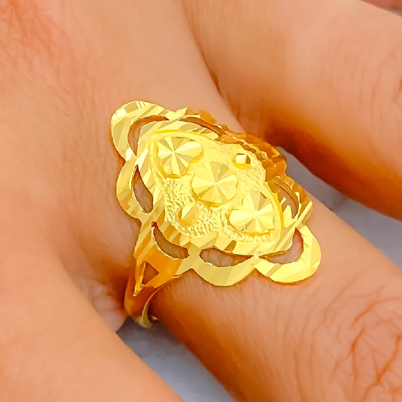 Dainty Elongated 22k Gold Ring