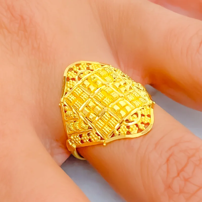 Stylish Ethereal 22K Gold Ring