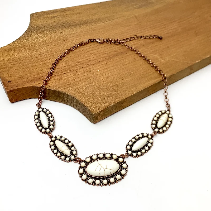 Western Copper Tone Necklace in Ivory