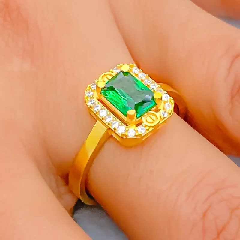 Gorgeous Green 22k Gold CZ Ring w/ Solitaire Stone