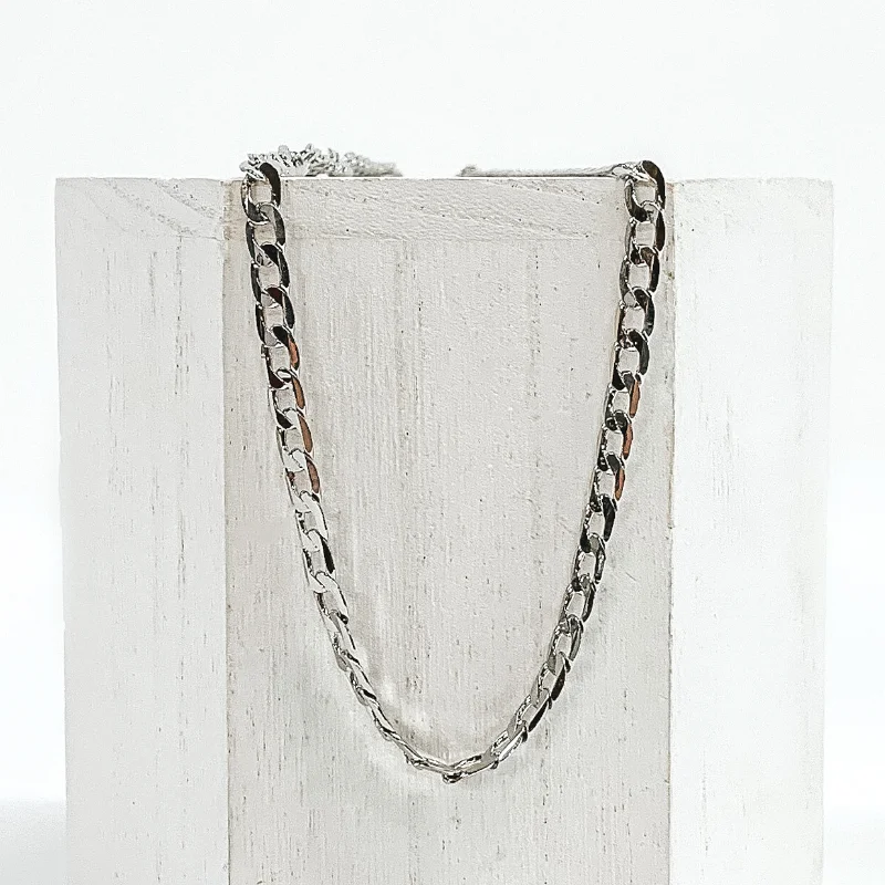 Weekend Livin' Chained Necklace in Silver