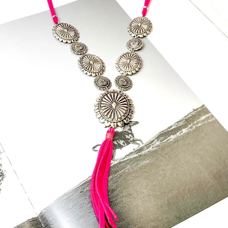 Southern Sweetheart Necklace in Fuchsia Pink