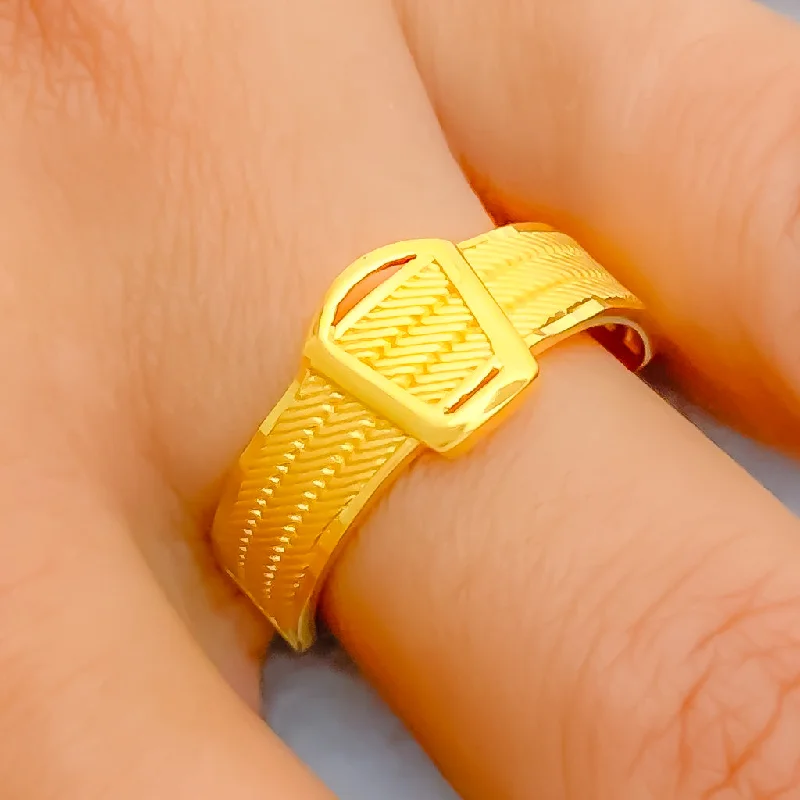 Iconic Artistic 22k Gold Ring