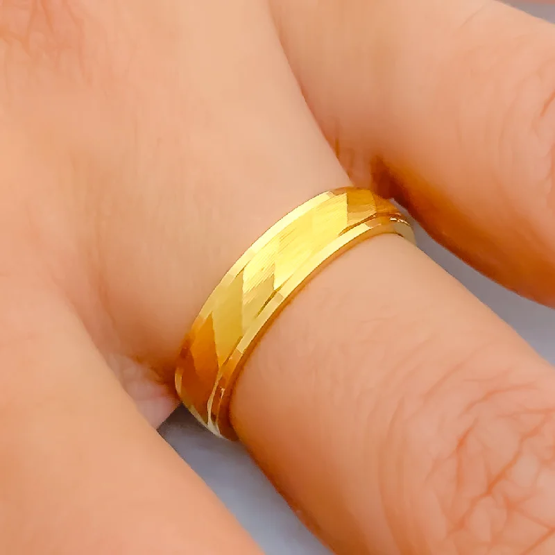 Exquisite Artistic 22k Gold High Finish Band