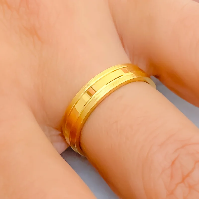 Eclectic Flawless 22k Gold Band