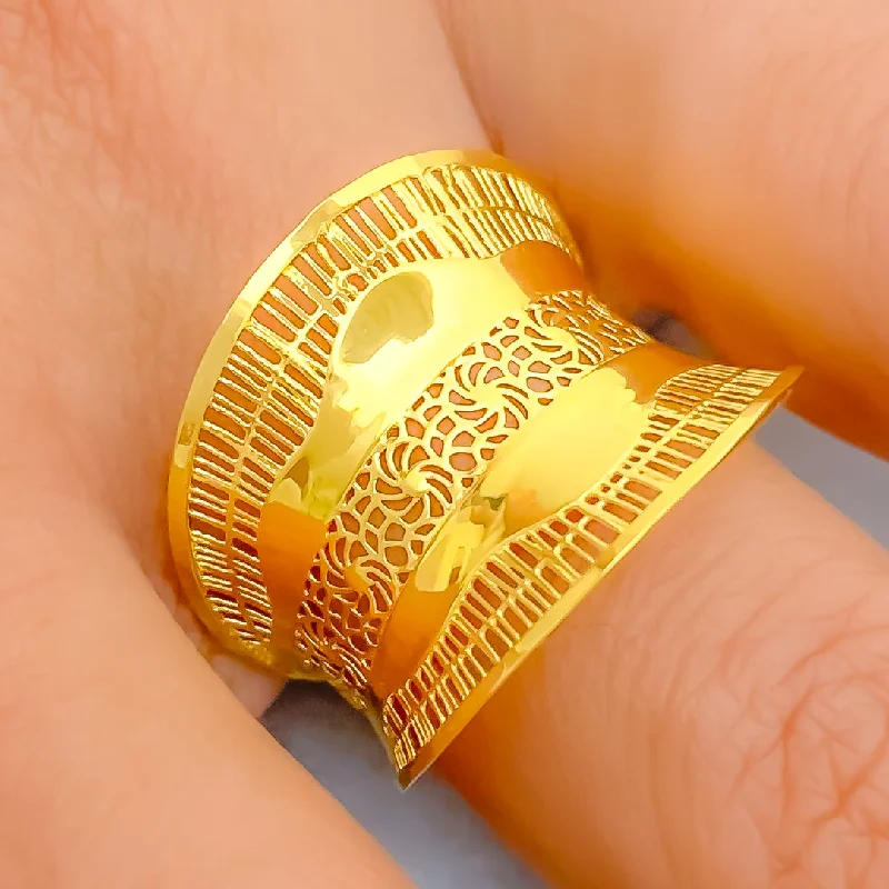 Sleek Netted 21k Gold Ring