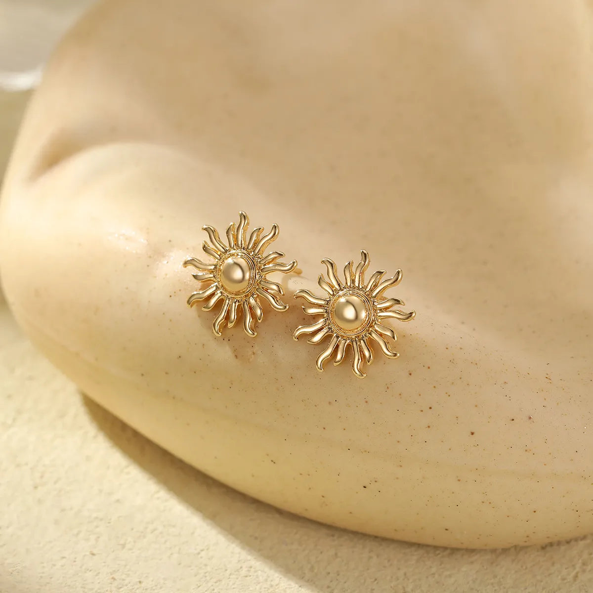 1 Pair Basic Classic Style Sunflower Copper Ear Studs